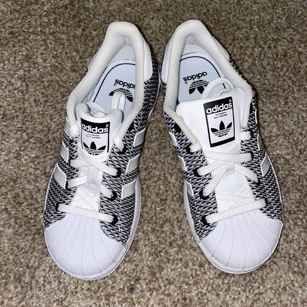 Kids Adidas Original Superstar Sneakers SZ 12 1/2